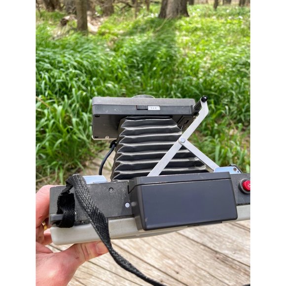 Vintage 1960s Polaroid 104 Land Camera Untested Collectible Decor - Picture 4 of 16